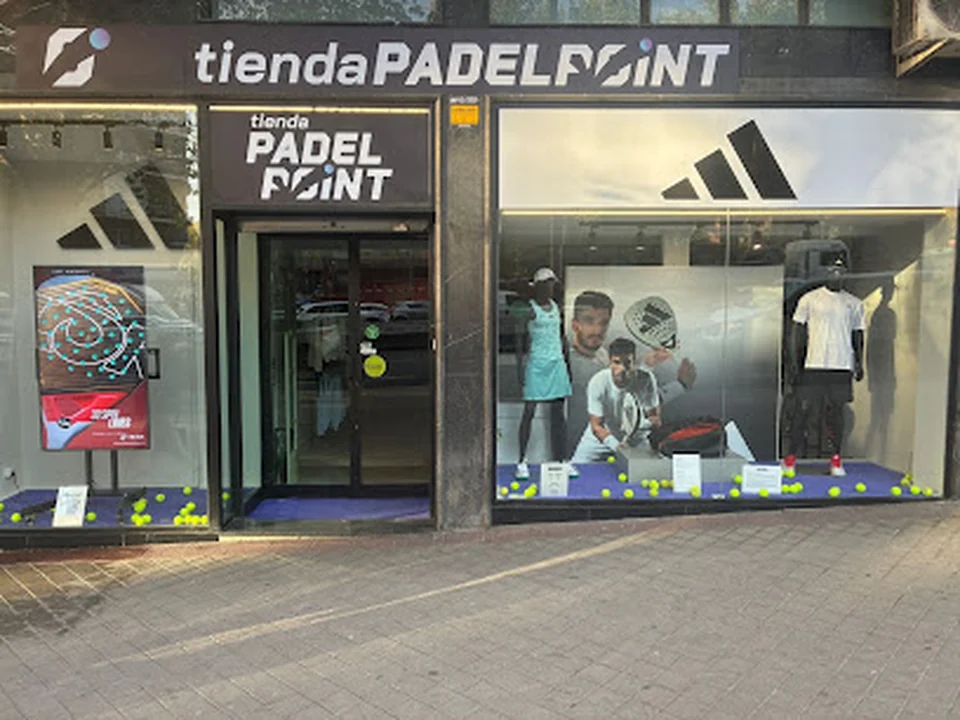 Tienda Padelpoint Madrid Retiro
