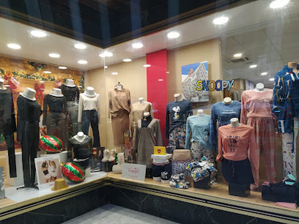 Moda Intima Estrella, Madrid