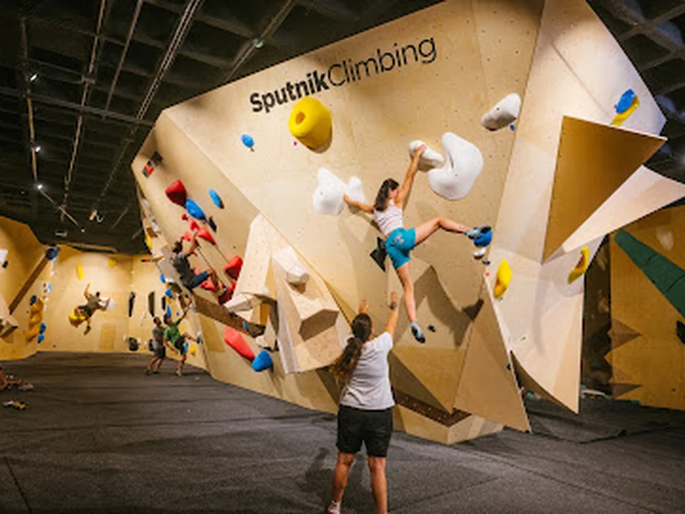 Sputnik Climbing Legazpi - Rocódromo escalada en Madrid