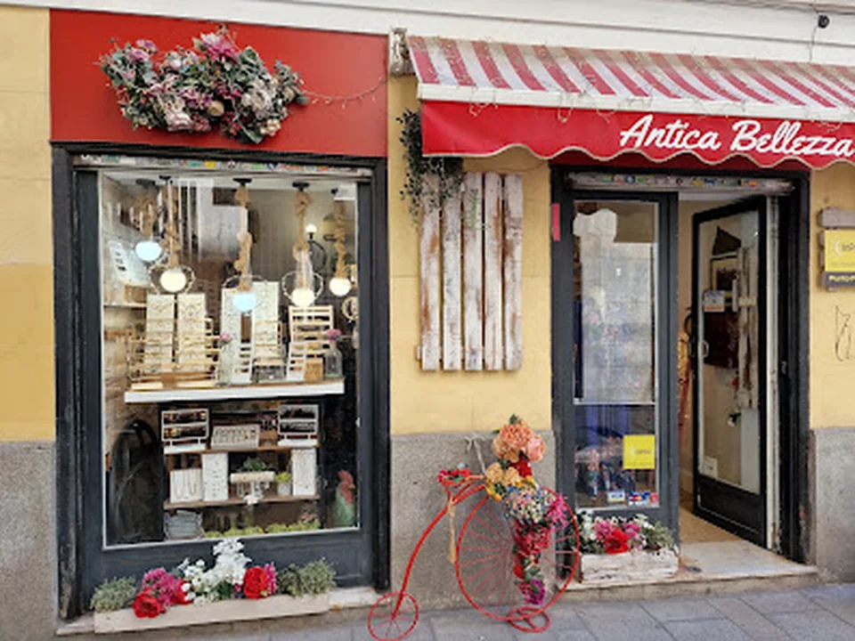 Antica Bellezza, Madrid