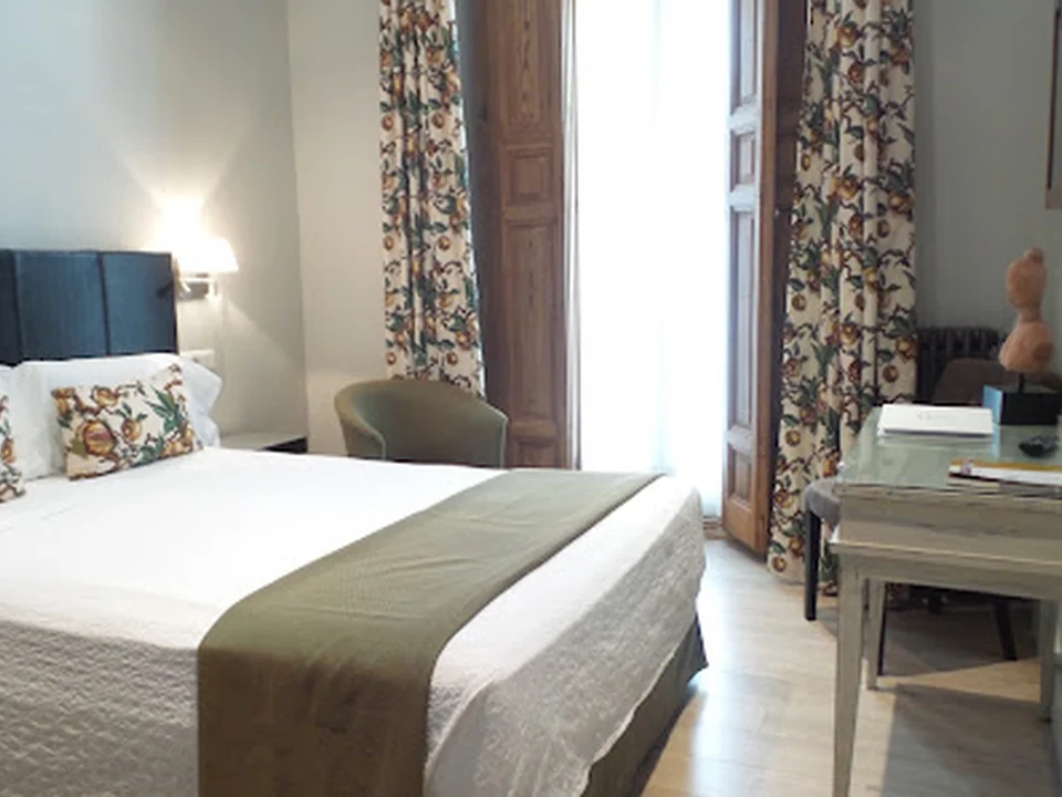 Hotel Moderno, Madrid