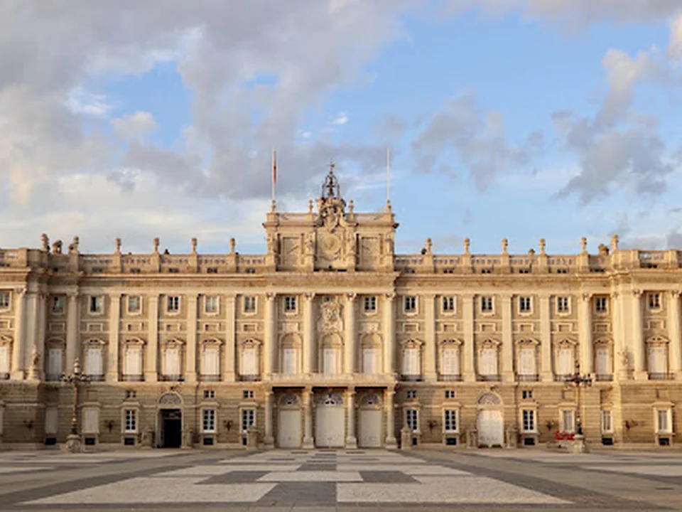 Free Tour Madrid ⎮ www.freetourmadrid.com