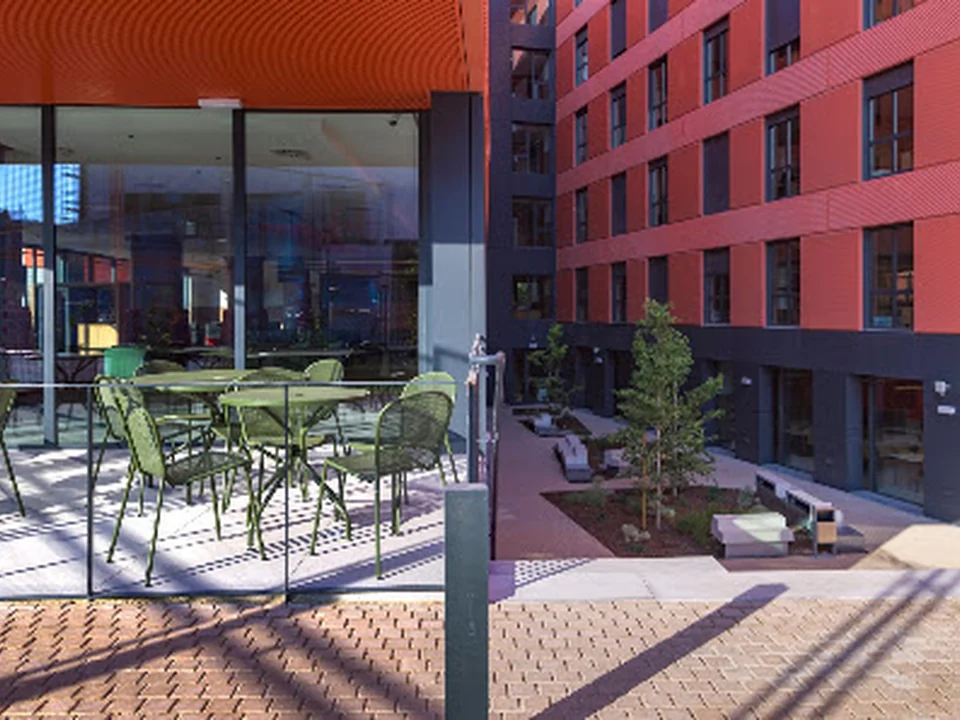 Residencia Universitaria Resa Chamartín, Madrid