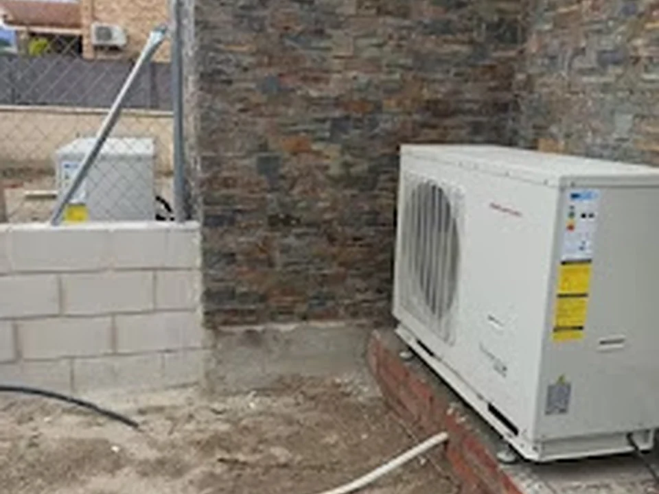 Cambio, Instalación y Reparación Calderas y Aire Acondicionado | Aire-Caldera, Madrid