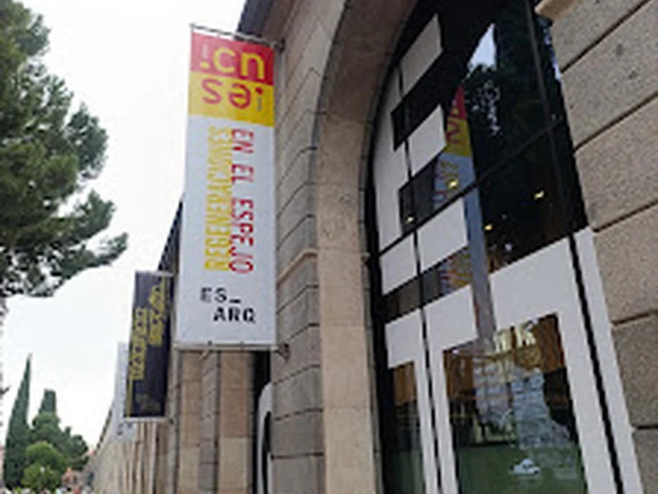 Sala de Exposiciones La Arquería. Nuevos Ministerios, Madrid