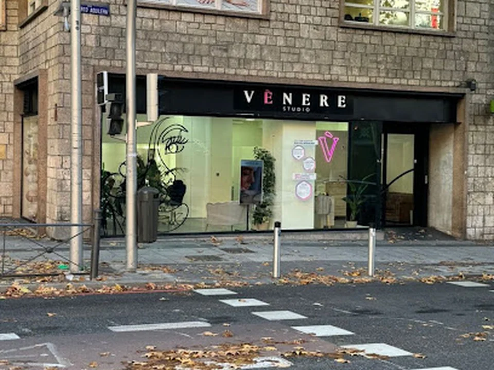 Vènere Aguilera | Pestañas y Cejas en Barrio Chamberí, Madrid