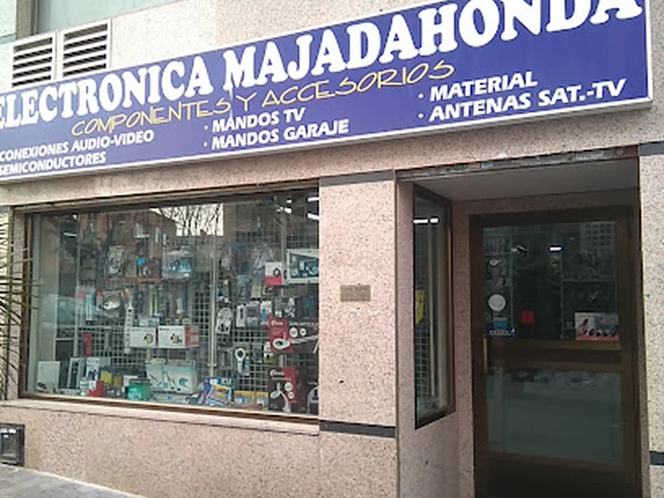 Tienda de Electrónica Mahadahonda • Componentes Electrónicos • Arduino • Robótica, Madrid
