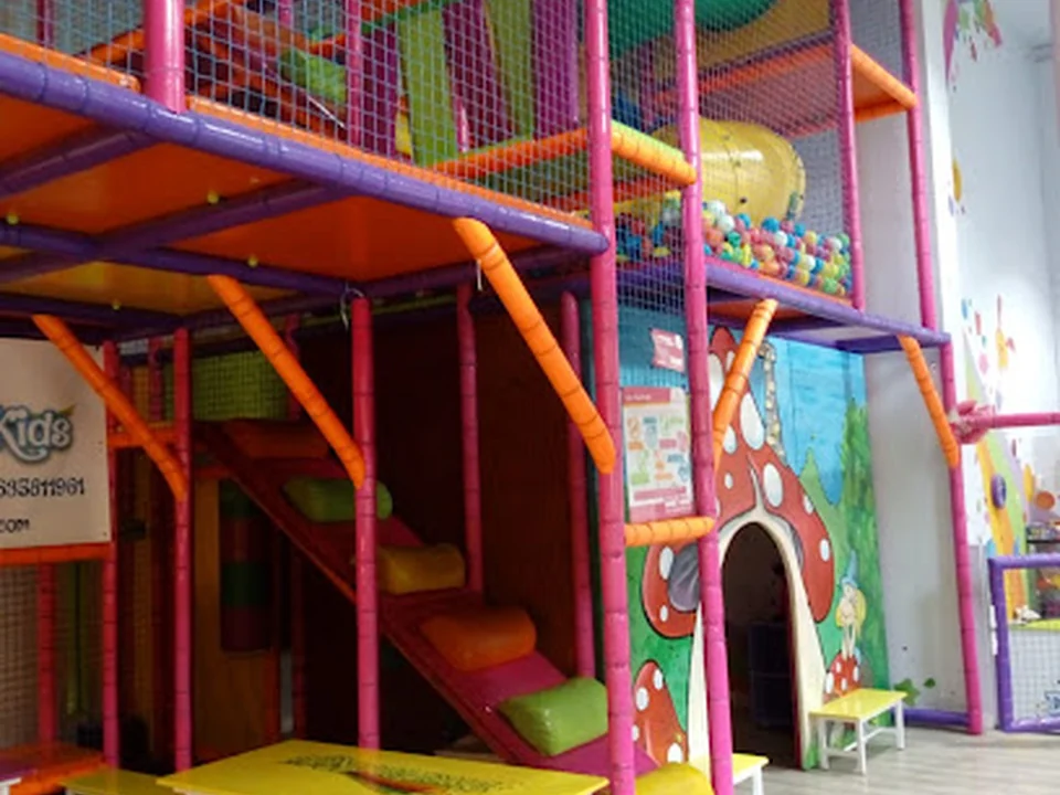 Diverland Kids - Parque Infantil y Eventos Moratalaz, Madrid
