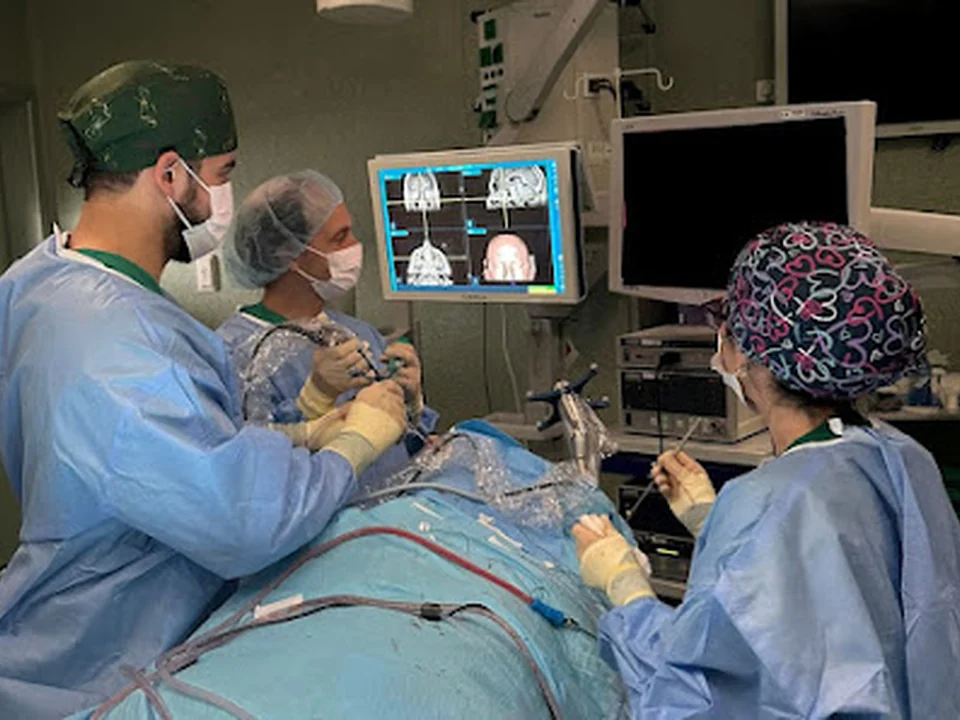Neurocirugía - Equipo Dr. Diamantopoulos, Madrid