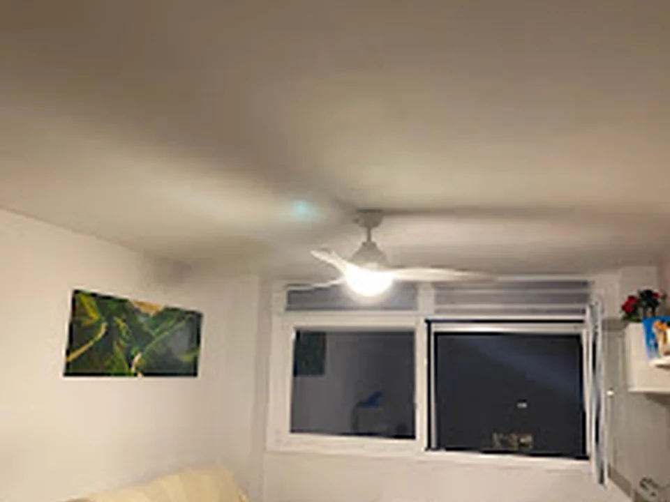 Manitas a domicilio, Madrid