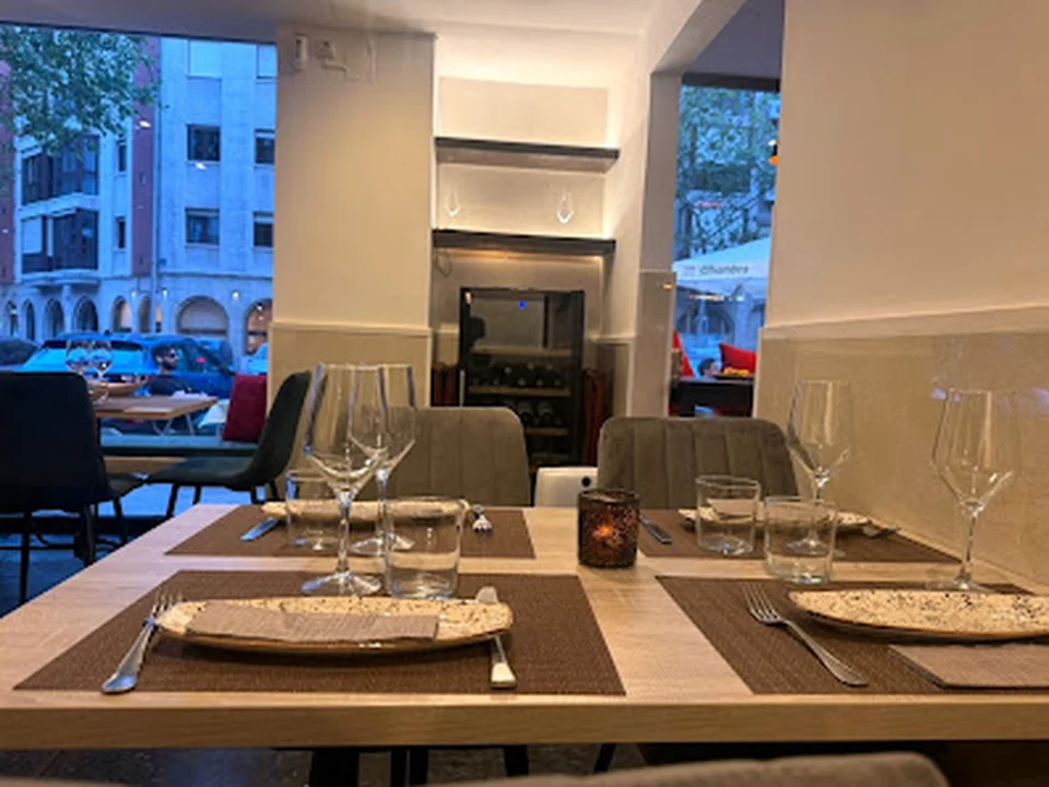 Restaurante Mediterráneo Puerto Noble - Retiro, Madrid