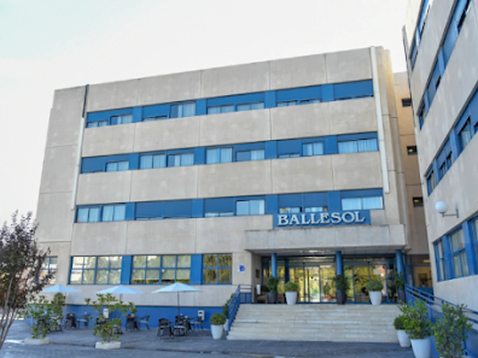 Residencia para Mayores en Madrid Ballesol Mirasierra | Tecnología y Naturaleza