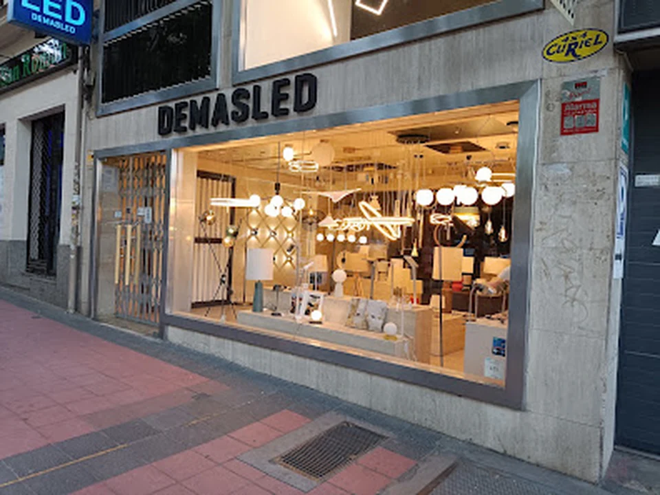 DEMASLED España, Madrid